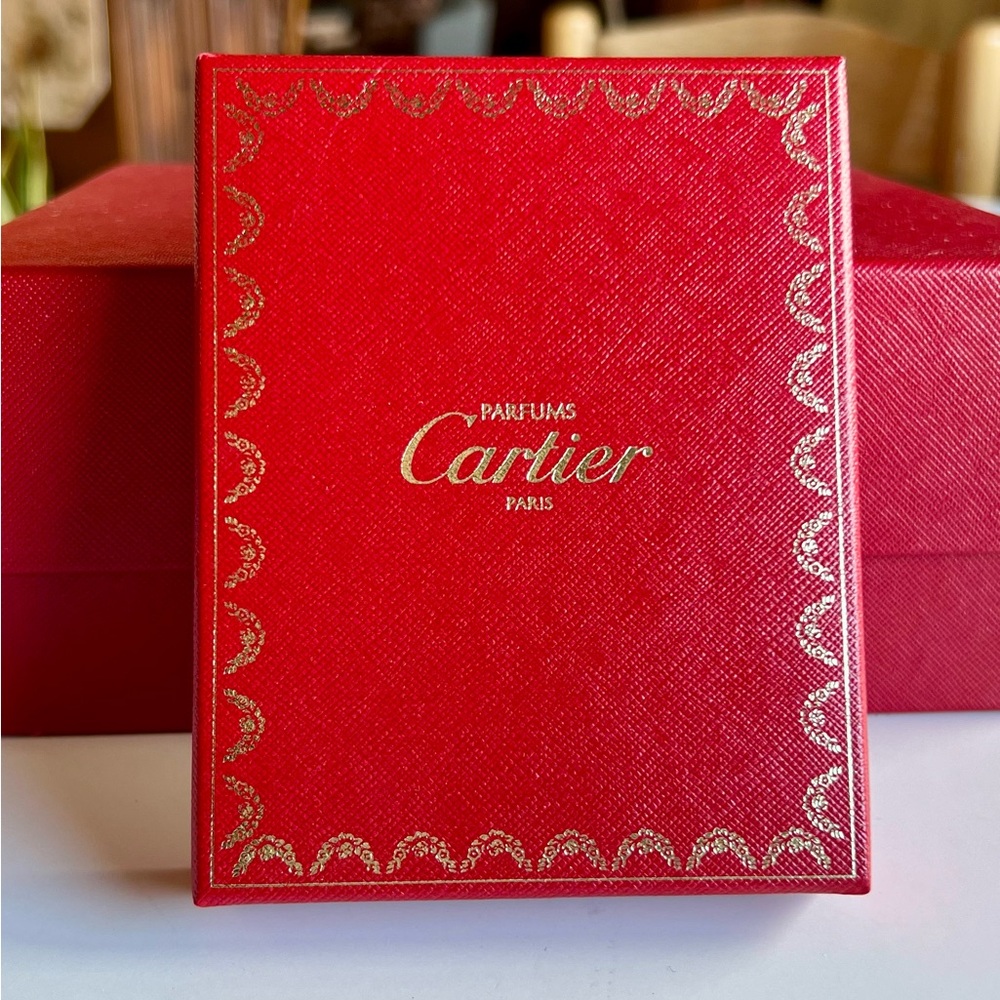 Cartier Burgundy Leather Card Holder with Gold Corners New In Box - Picture 3 of 6